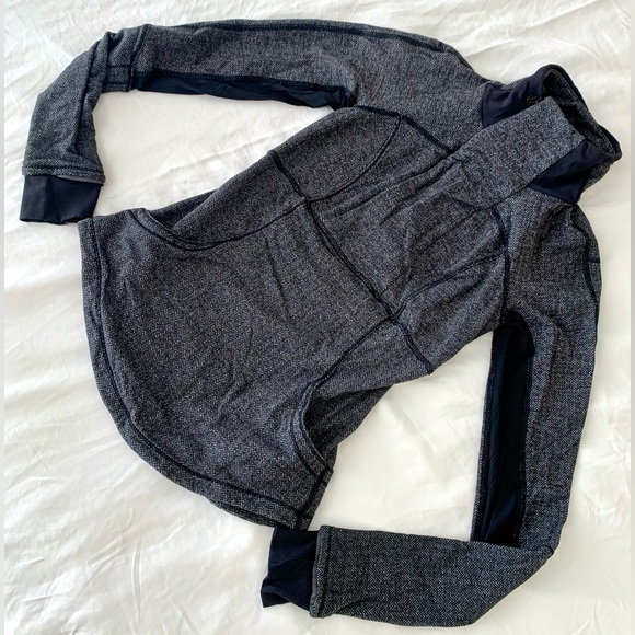 Lululemon Run Reflect Pullover - Picture 2 of 7
